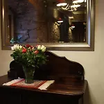 Dom Pod Twierdza 住宿加早餐酒店 3*