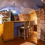 住宿加早餐酒店 Dom Pod Twierdza Srebrna Góra