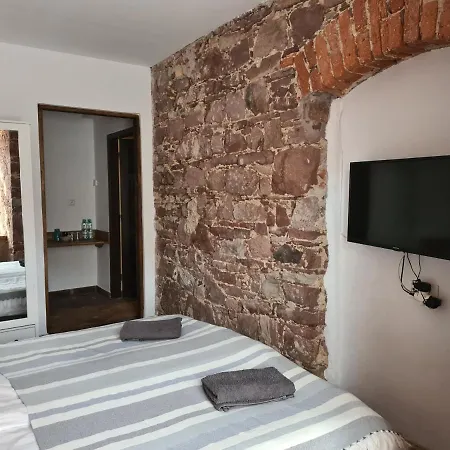 Couette-café Dom Pod Twierdza 3*