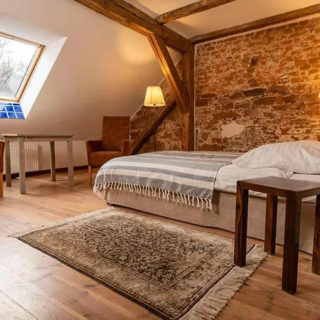 Couette-café Dom Pod Twierdza 3*