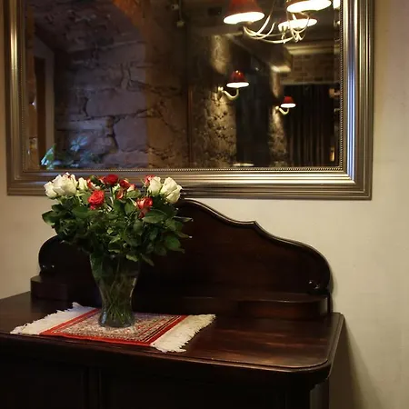 Dom Pod Twierdza Couette-café 3*