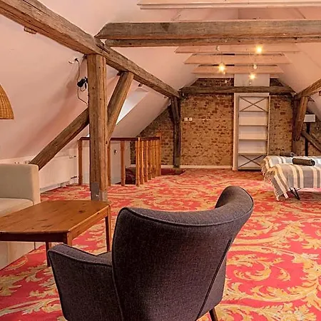 Dom Pod Twierdza Bed & Breakfast 3*